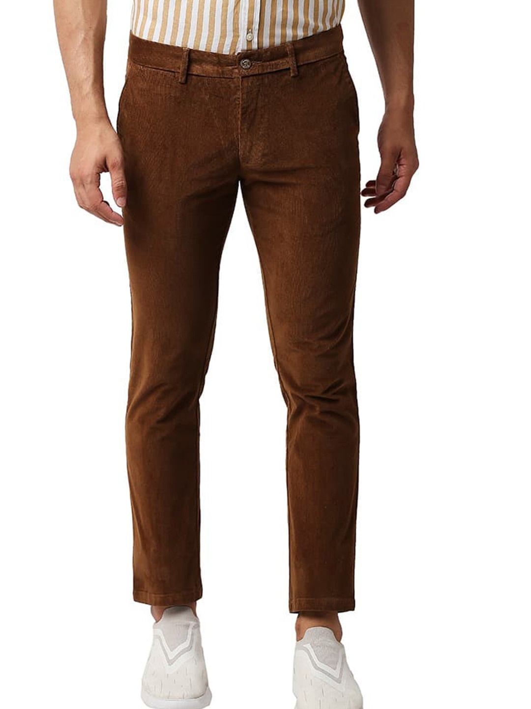 

Basics Men Mid Rise Plain Cotton Tapered Fit Trousers, Brown