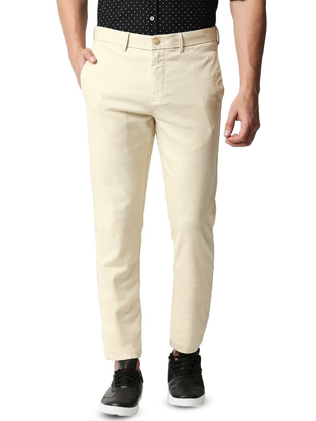 

Basics Men Cotton Tapered Fit Trousers, Beige