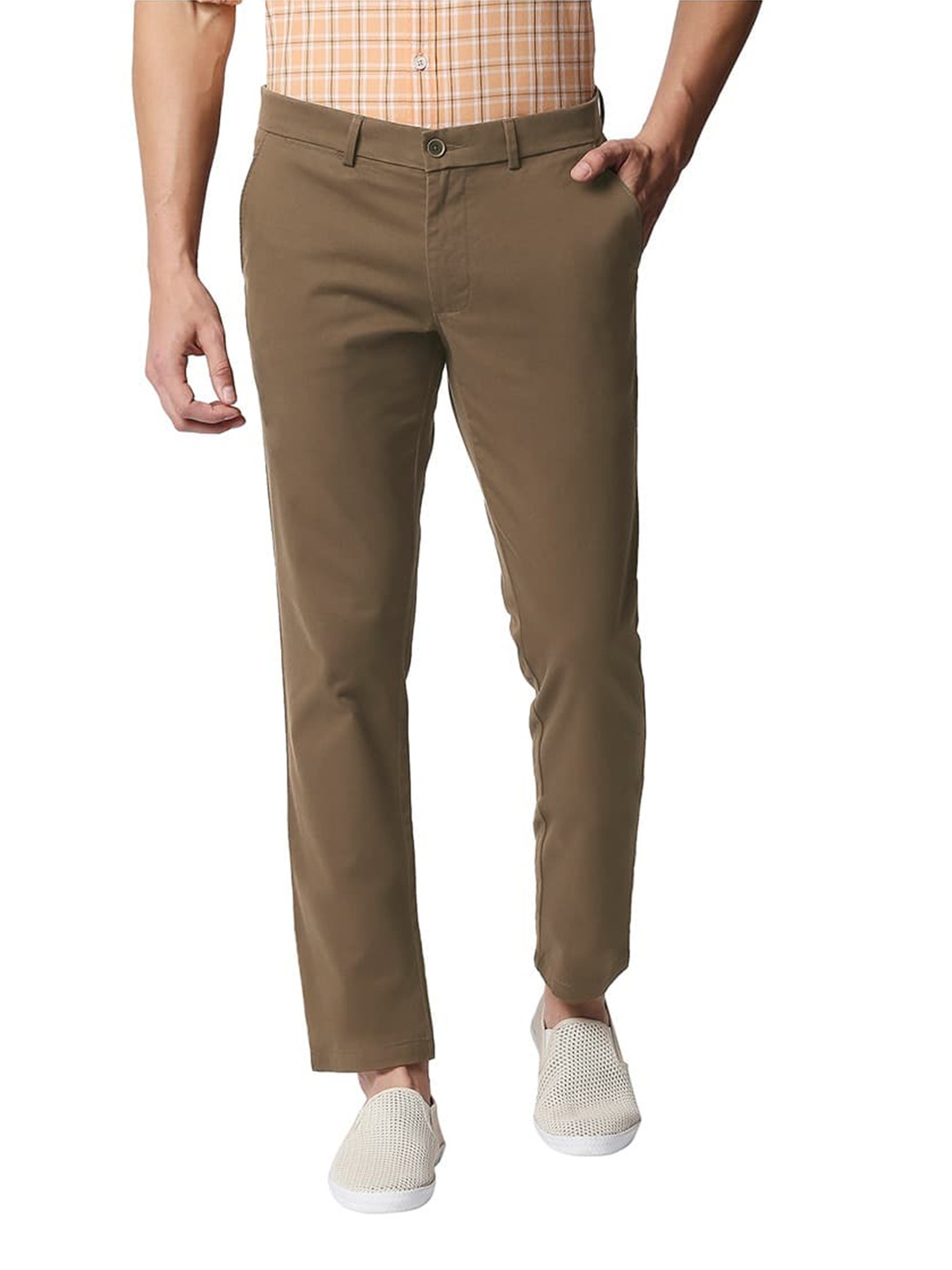 

Basics Men Tapered Fit Cotton Chinos Trousers, Brown