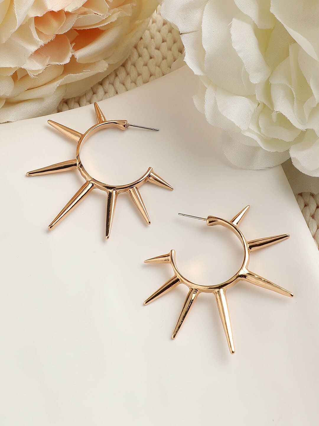 

DressBerry Gold-Plated Contemporary Half Hoop Earrings