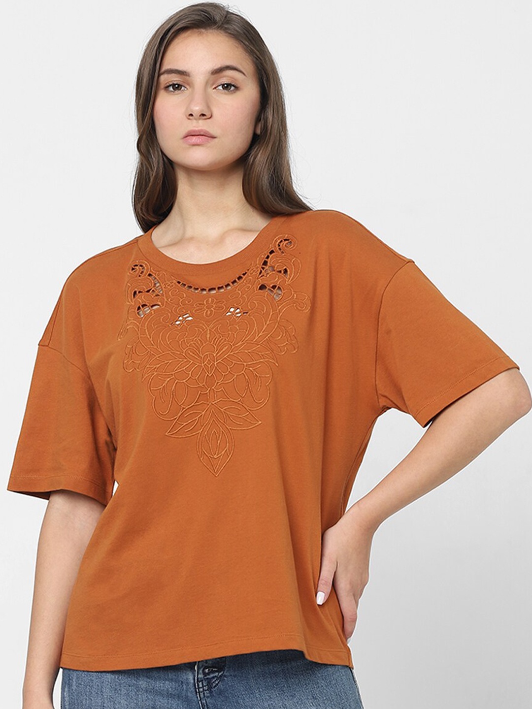 

Vero Moda Drop Shoulder Sleeves Cut Out Pure Cotton T-shirt, Brown
