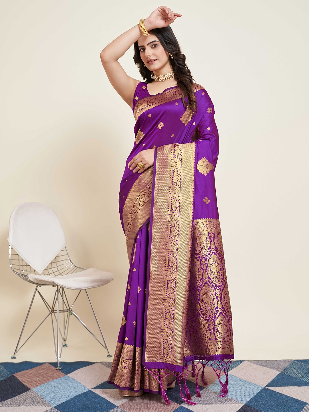 

Mitera Ethnic Motifs Woven Design Zari Banarasi Saree, Purple