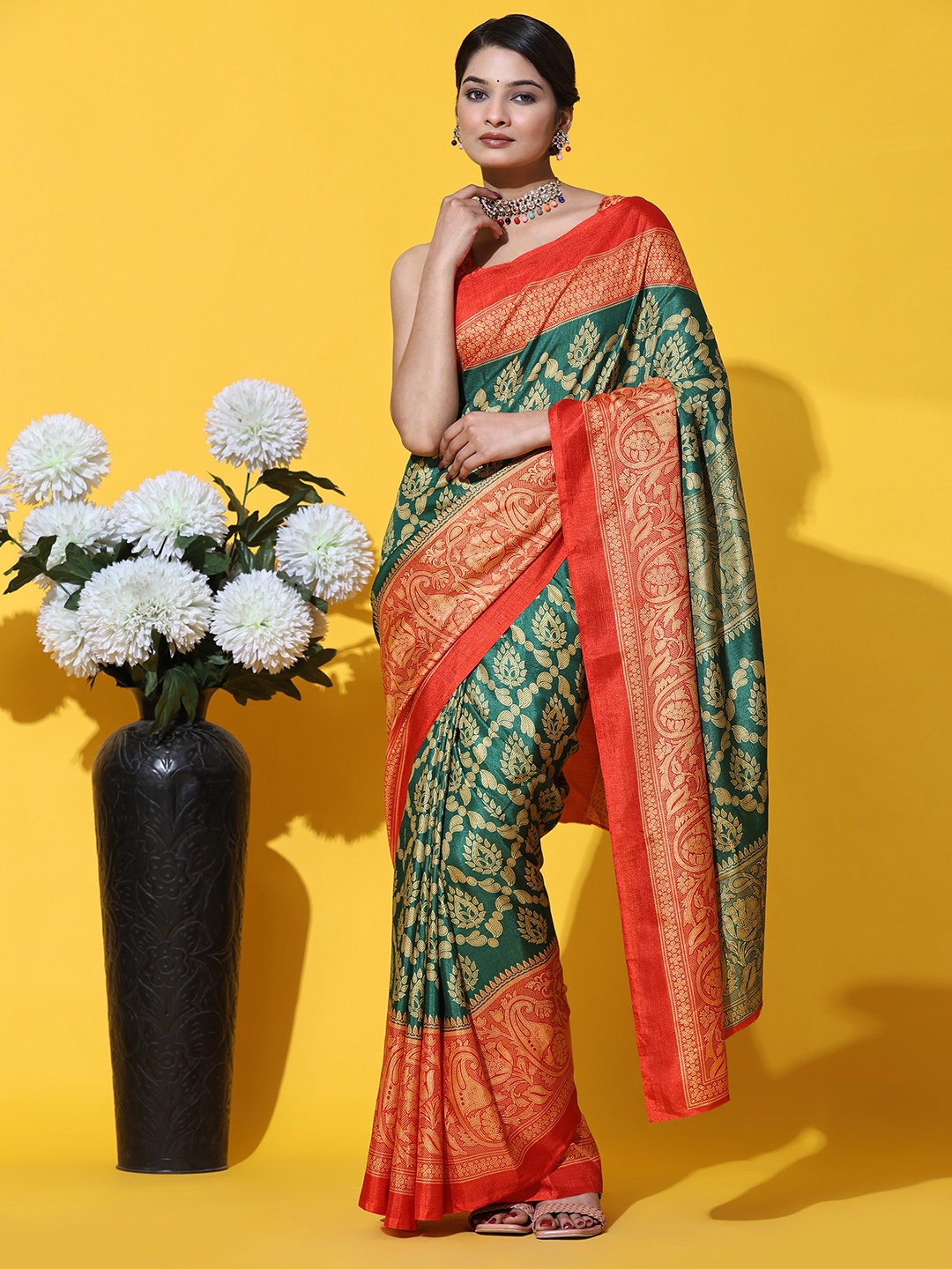 

Rujave Kalamkari Printed Zari Saree, Red