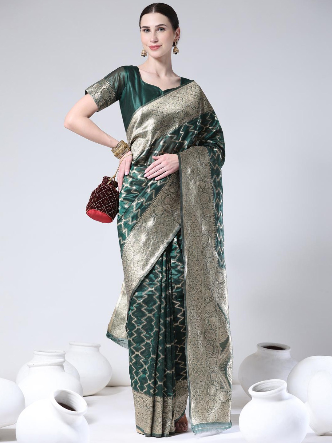 

Rujave Ethnic Motifs Woven Design Zari Pure Chiffon Banarasi Saree, Green