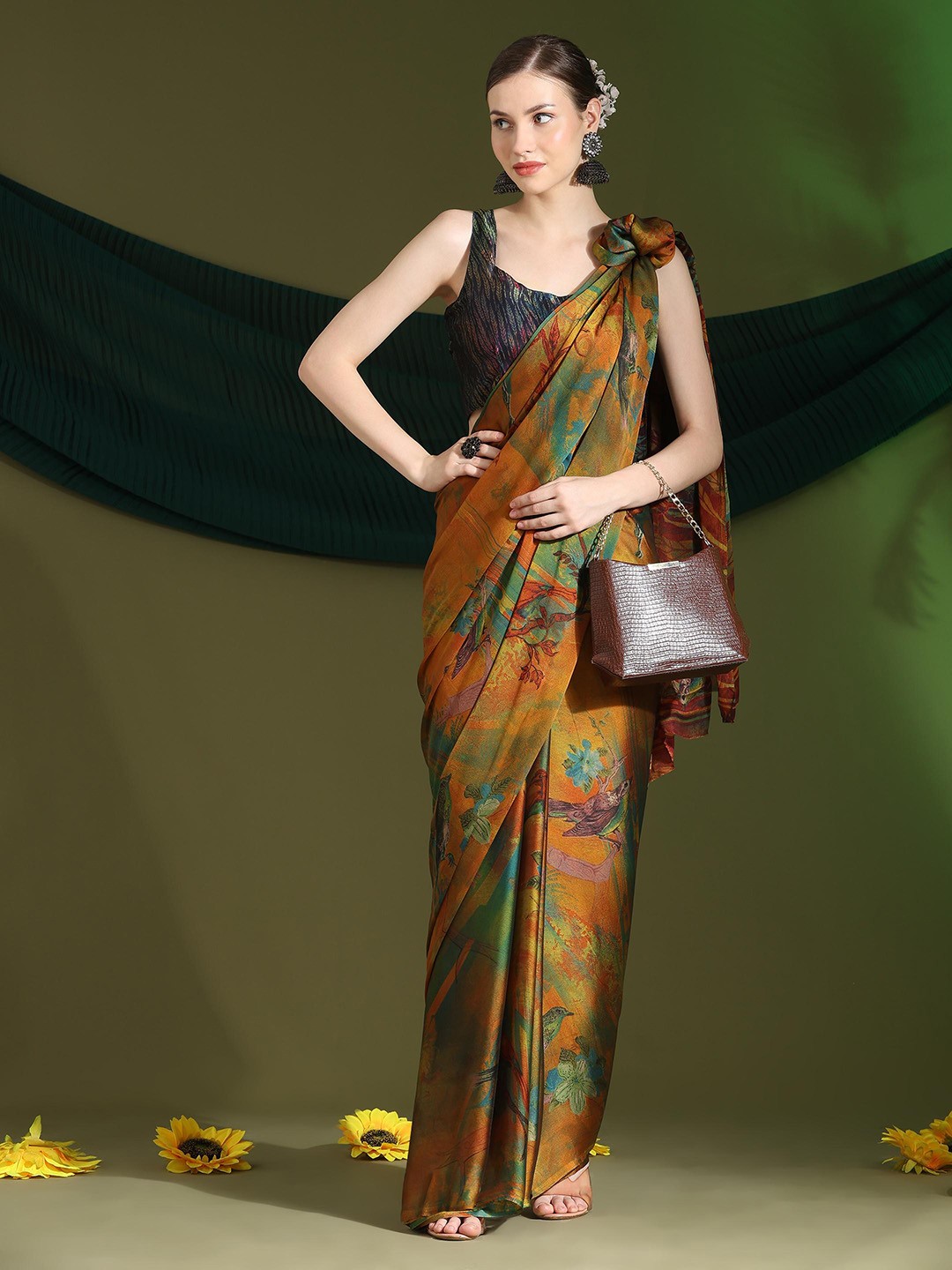 

Rujave Floral Printed Pure Chiffon Saree, Blue