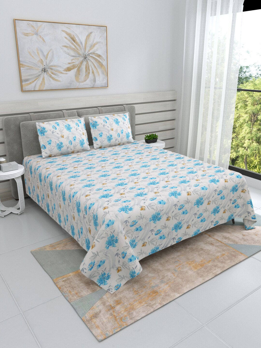 

DREAM WEAVERZ Blue & White Floral Cotton 220 TC King Bedsheet With 2 Pillow Covers