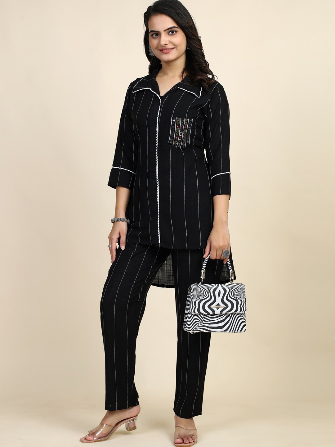 

STYLE SAMSARA Embroidered Shirt With Trousers Co-Ords, Black