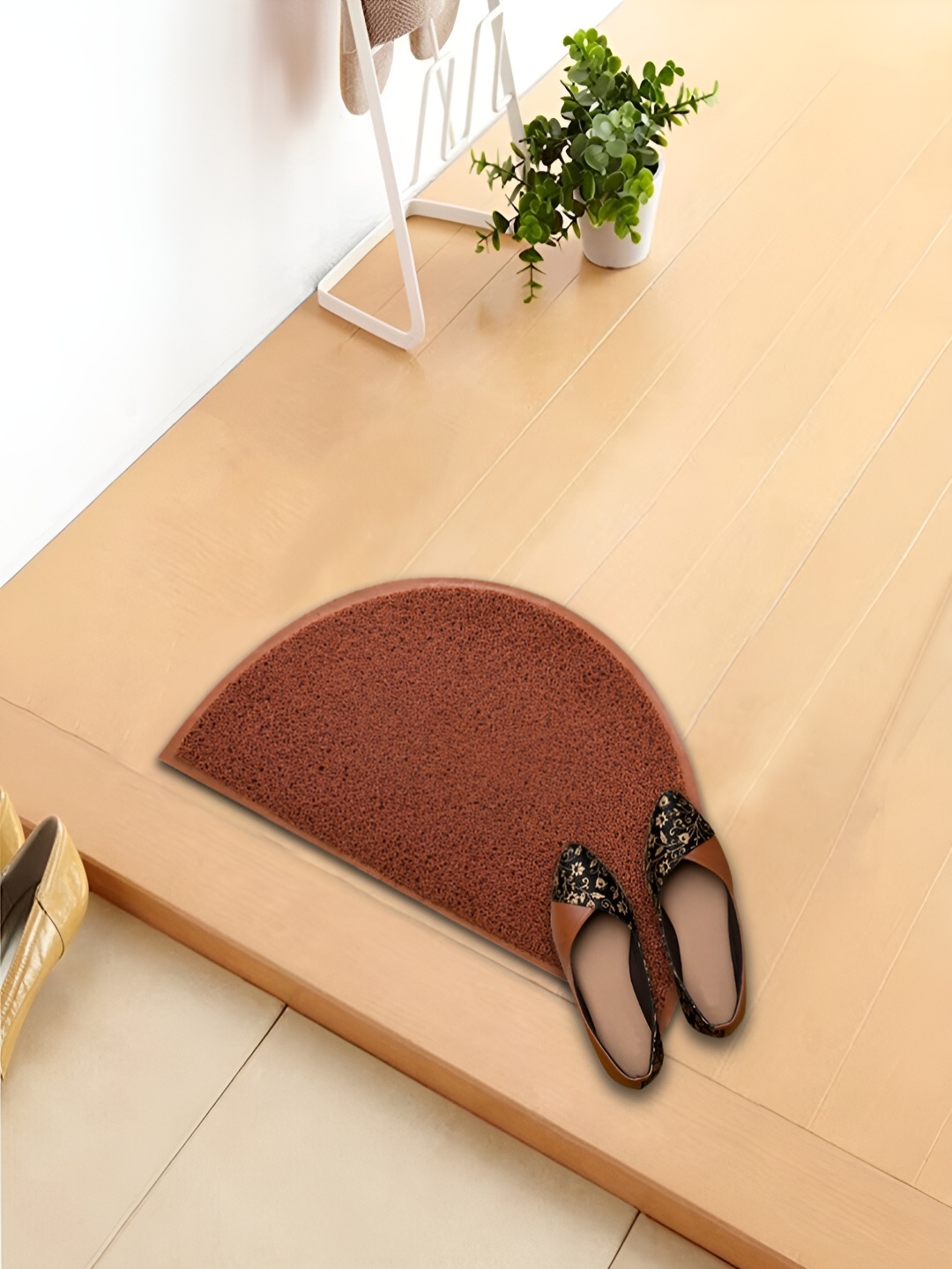 

DREAM WEAVERZ Brown Anti Skid Doormat