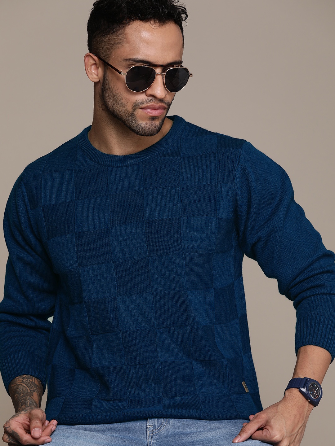 

Roadster Men Checked Pullover Sweater, Navy blue
