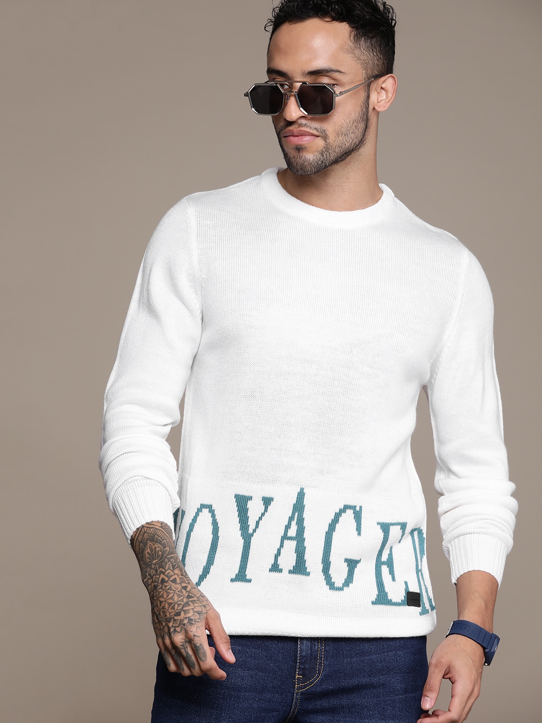 

Roadster Men Typography Printed Pullover Sweater, Off white