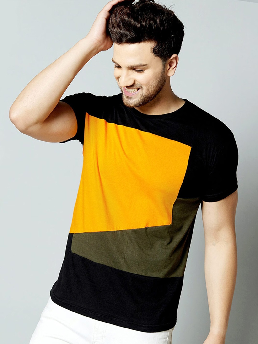 

Eyebogler Colourblocked Round Neck Cotton Casual T-shirt, Black