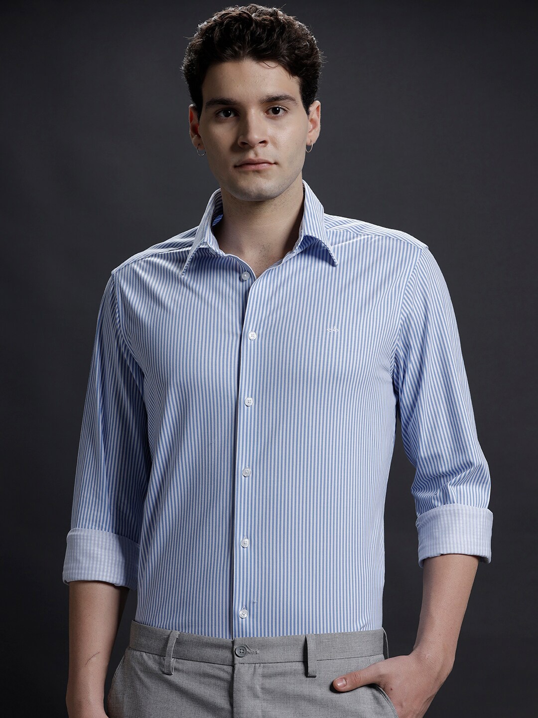 

Aldeno Slim Fit Horizontal Stripes Opaque Cotton Formal Shirt, Blue