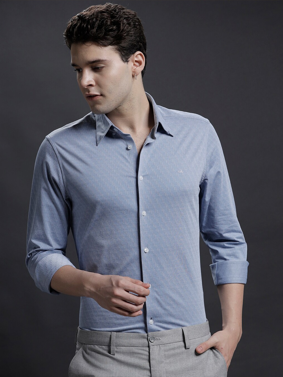 

Aldeno Spread Collar Slim Fit Opaque Formal Shirt, Blue