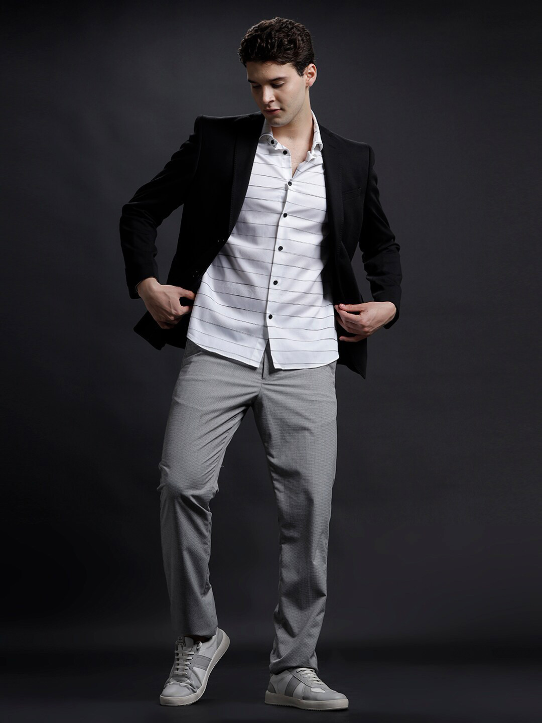 

Aldeno Spread Collar Slim Fit Opaque Cotton Formal Shirt, White