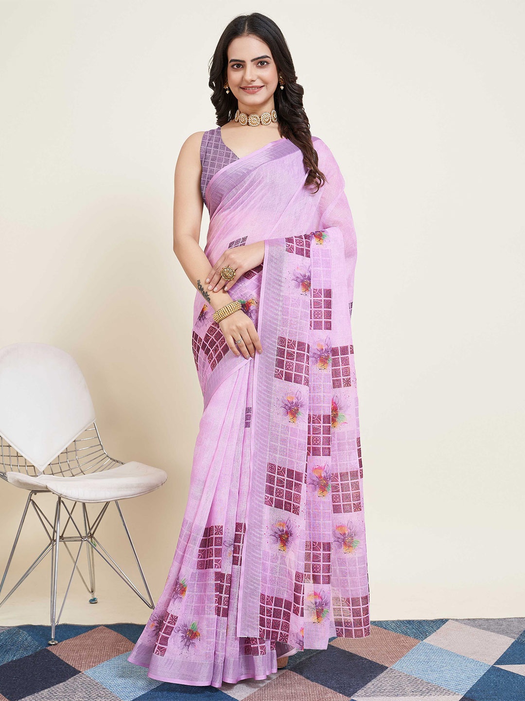 

Mitera Lavender & Red Zari Cotton Printed Saree With Unstitched Blouse Piece