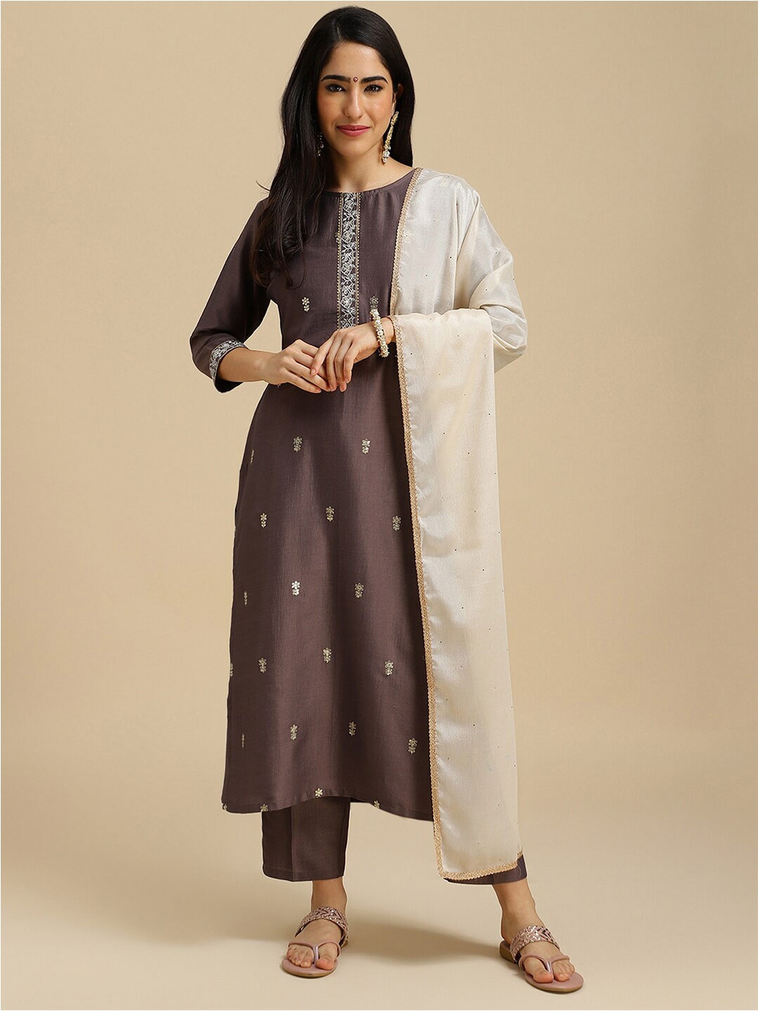 

MOKOSH Floral Embroidered Regular Gotta Patti Kurta With Trousers & Dupatta, Grey