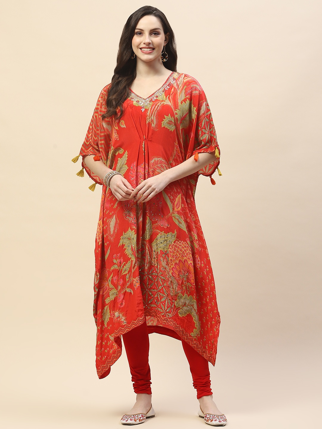 

Meena Bazaar Floral Printed Flared Sleeves Sequinned Crepe Kaftan Kurta, Red