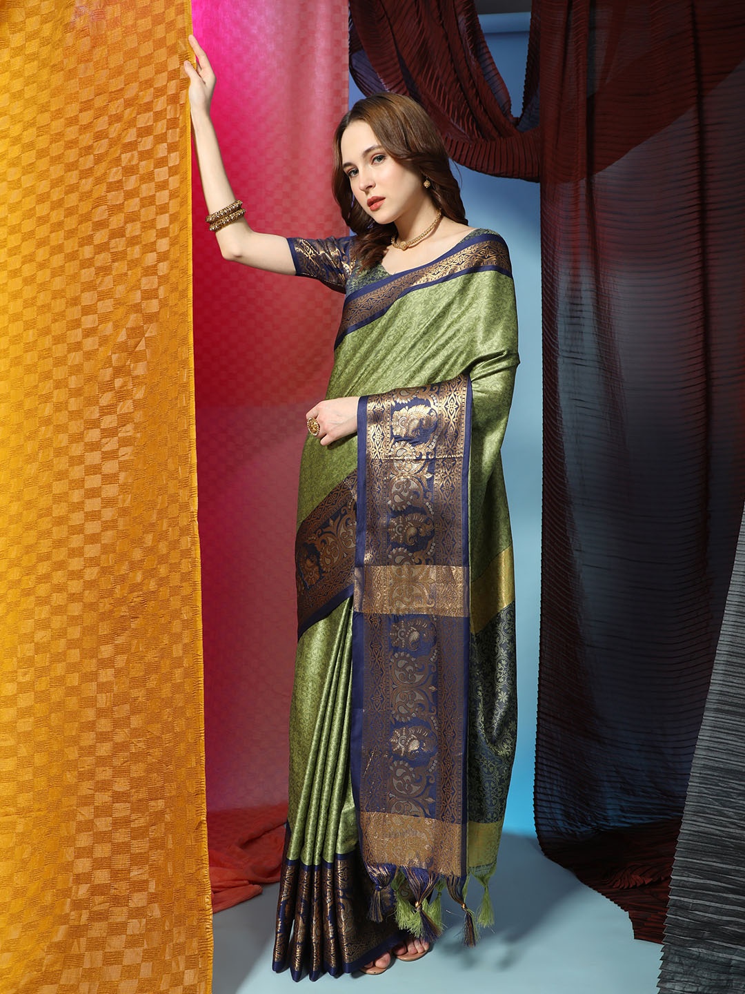 

bansari textiles Ethnic Motifs Woven Design Zari Silk Cotton Paithani Saree, Olive