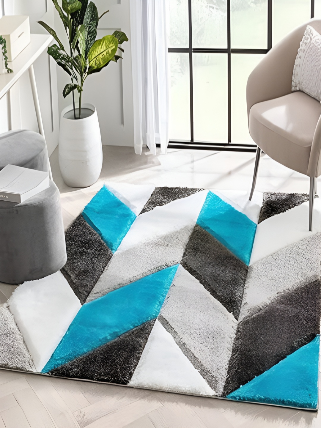 

Shopgallery Black & Blue Geometric Anti-Skid Shaggy Carpet