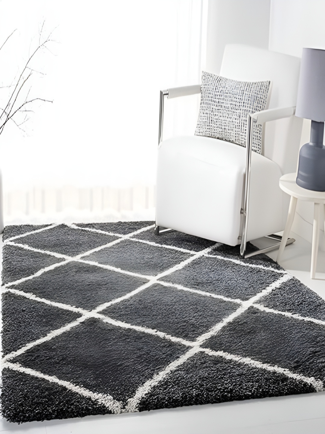 

Shopgallery Grey & White Geometric Anti-Skid Shaggy Carpet
