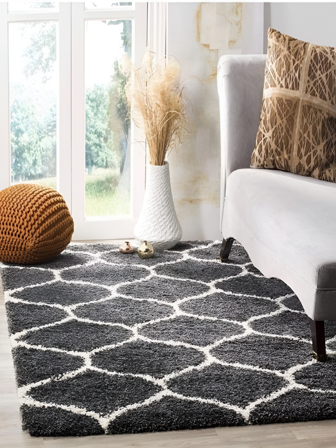 

Shopgallery Grey Geometric Anti-Skid Carpet