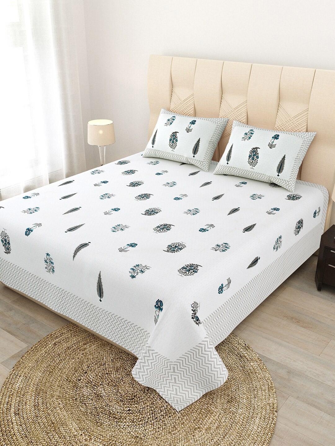 

JAIPUR FABRIC Grey & White Floral 180 TC Queen Bedsheet with 2 Pillow Covers