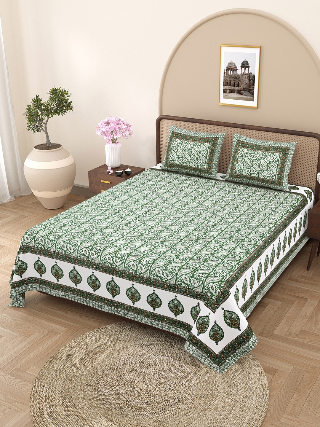 

JAIPUR FABRIC Green & White Floral 180 TC Queen Bedsheet with 2 Pillow Covers