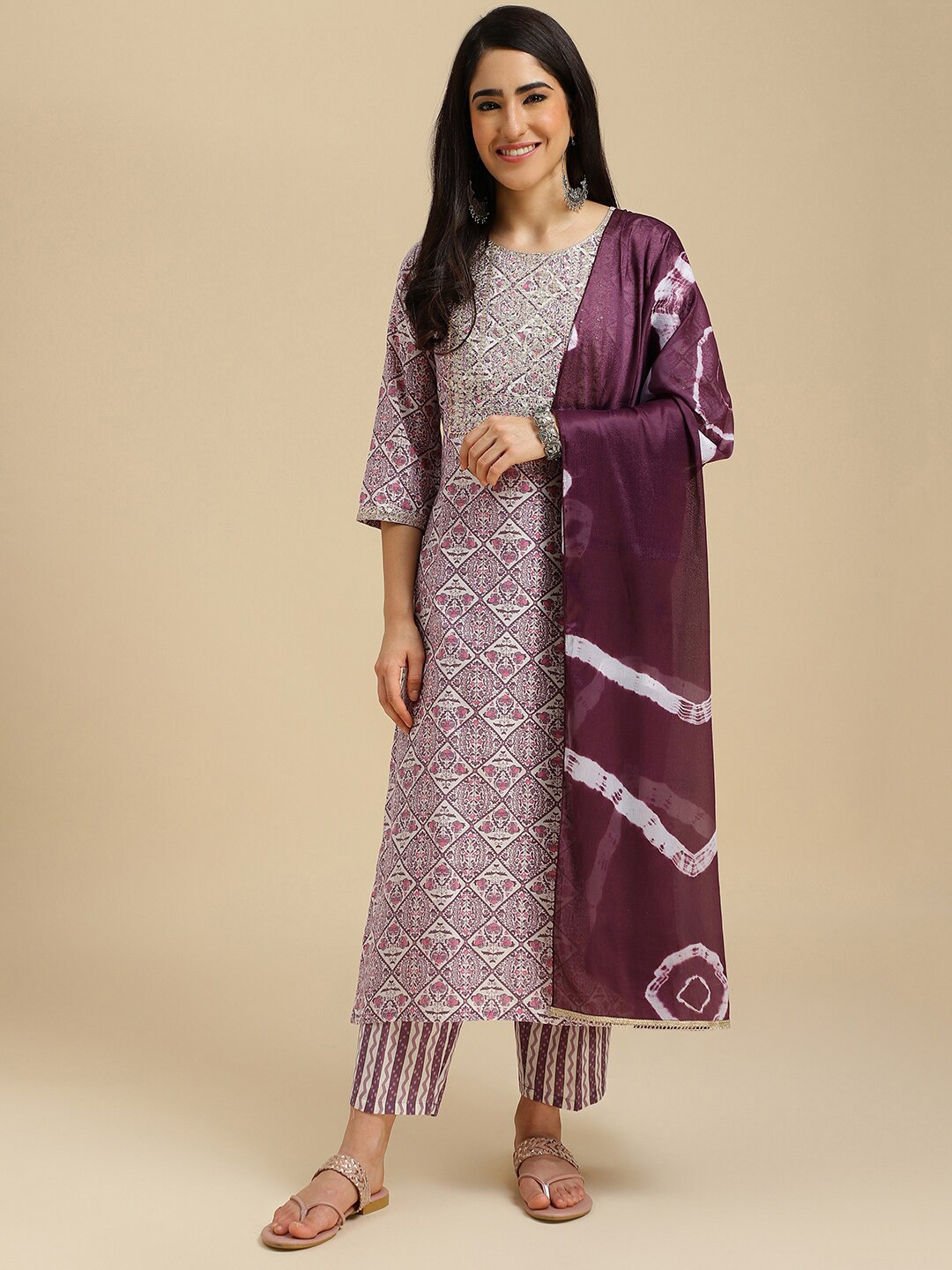 

MOKOSH Ethnic Motifs Printed Regular Sequinned Kurta With Trousers & Dupatta, Lavender