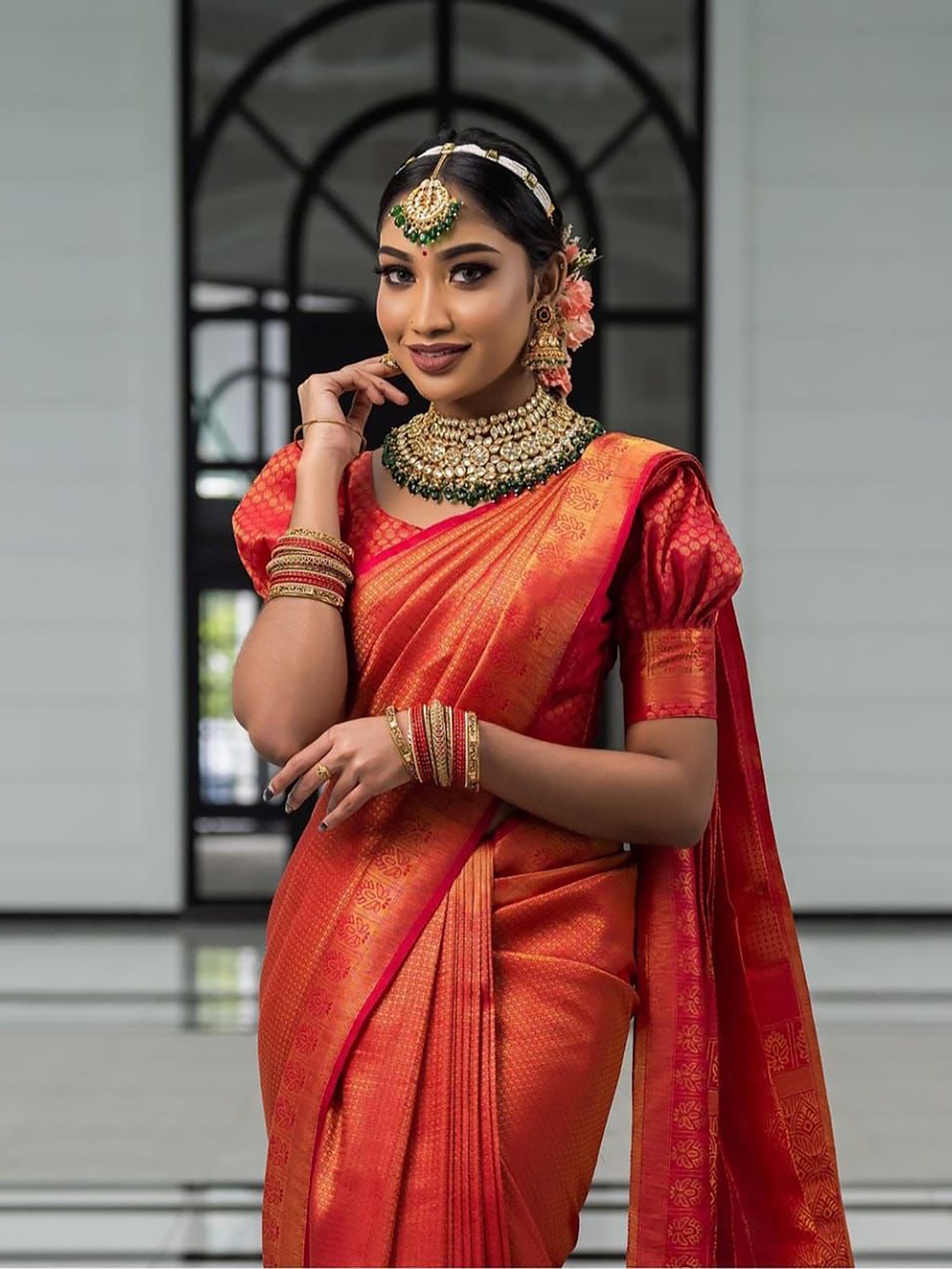 

Aldwych Ethnic Motifs Woven Design Zari Banarasi Saree, Red