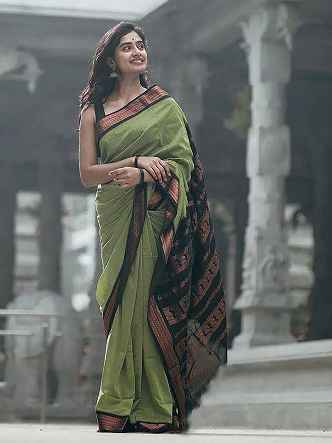 

Aldwych Zari Banarasi Saree, Green