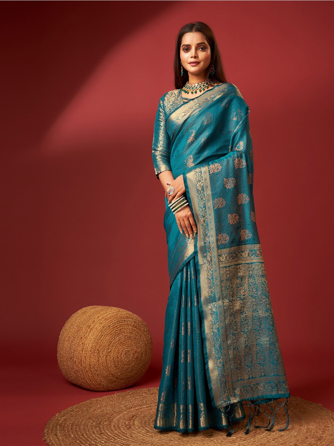 

ZILVIRA Ethnic Motifs Woven Design Zari Pure Silk Saree, Blue