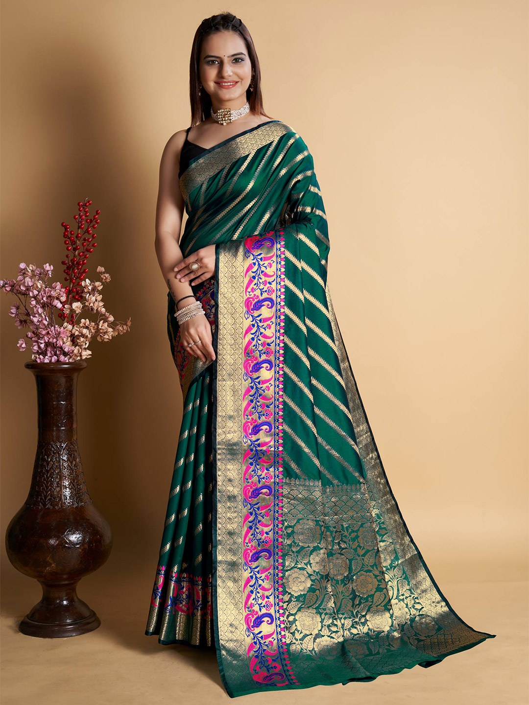 

ZILVIRA Floral Woven Design Zari Pure Silk Saree, Sea green