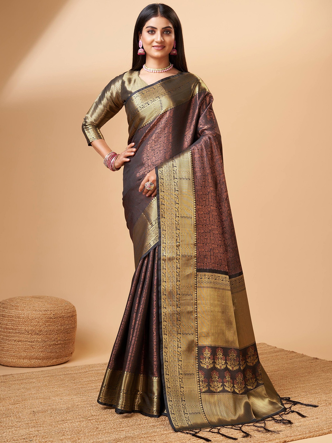 

ZILVIRA Ethnic Motifs Woven Design Zari Pure Silk Saree, Black