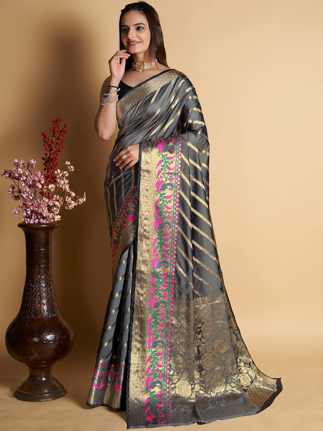 

ZILVIRA Woven Design Zari Pure Silk Saree, Grey