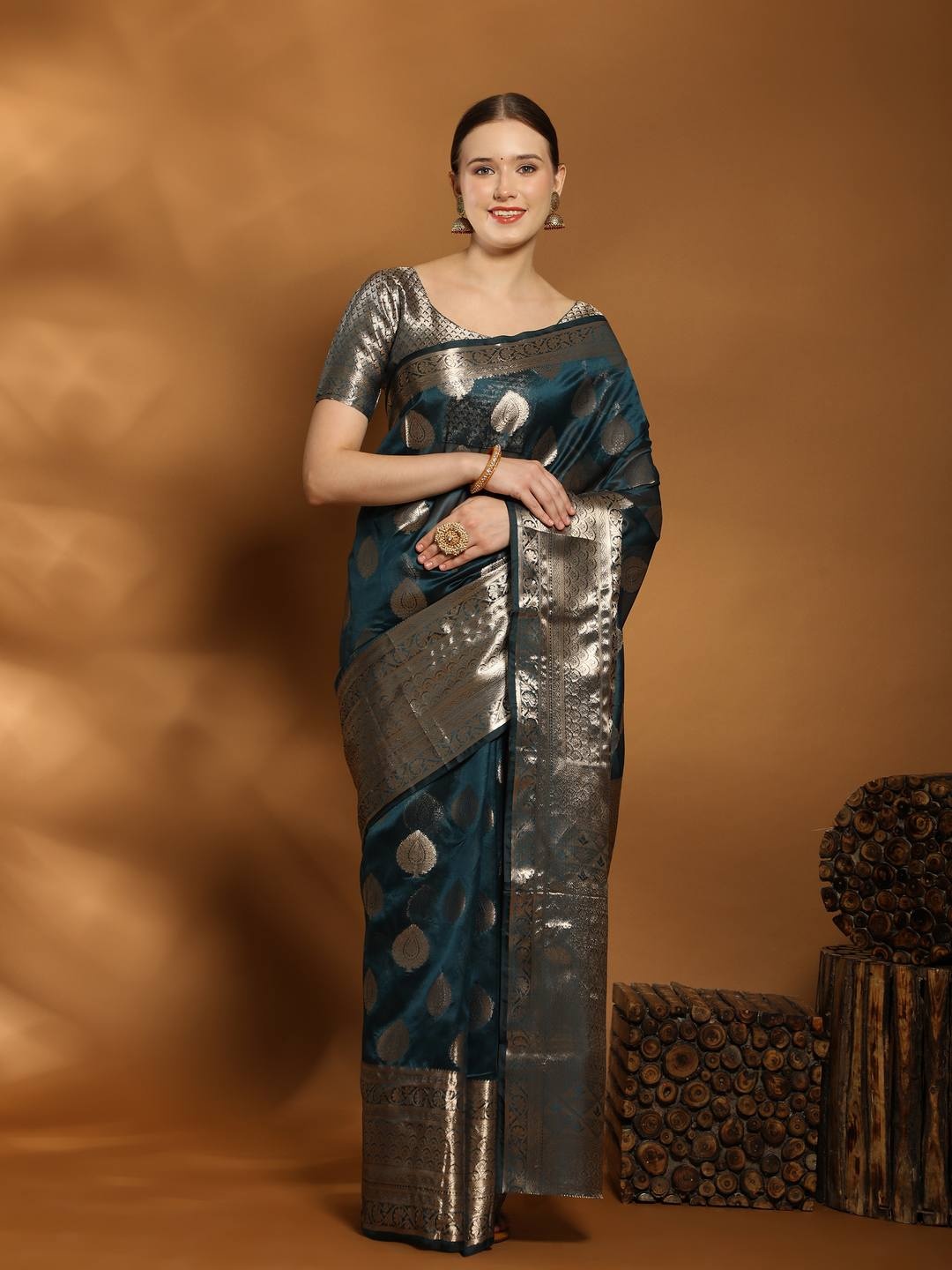 

ZILVIRA Woven Design Zari Organza Saree, Teal