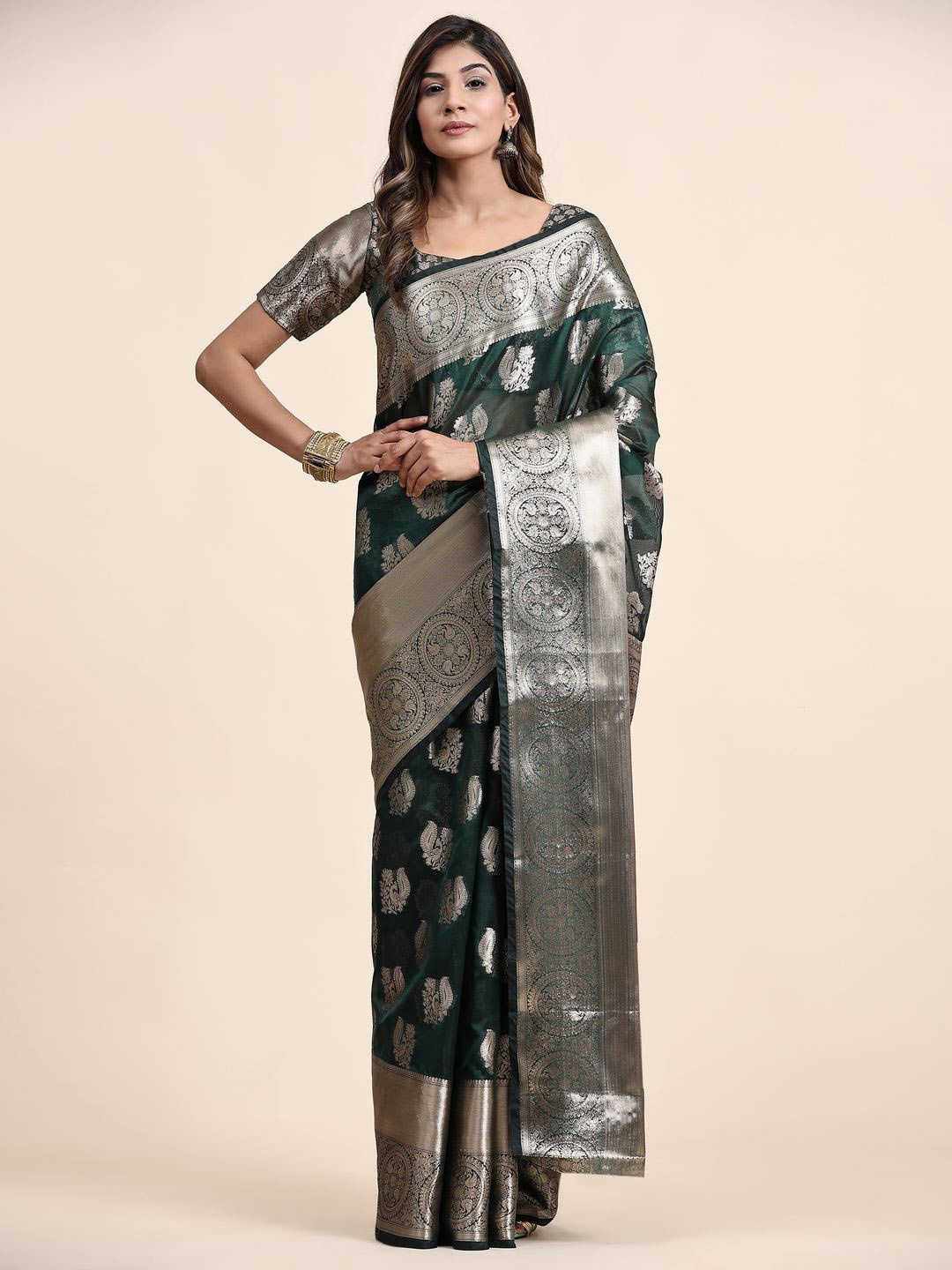 

ZILVIRA Woven Design Zari Organza Saree, Green