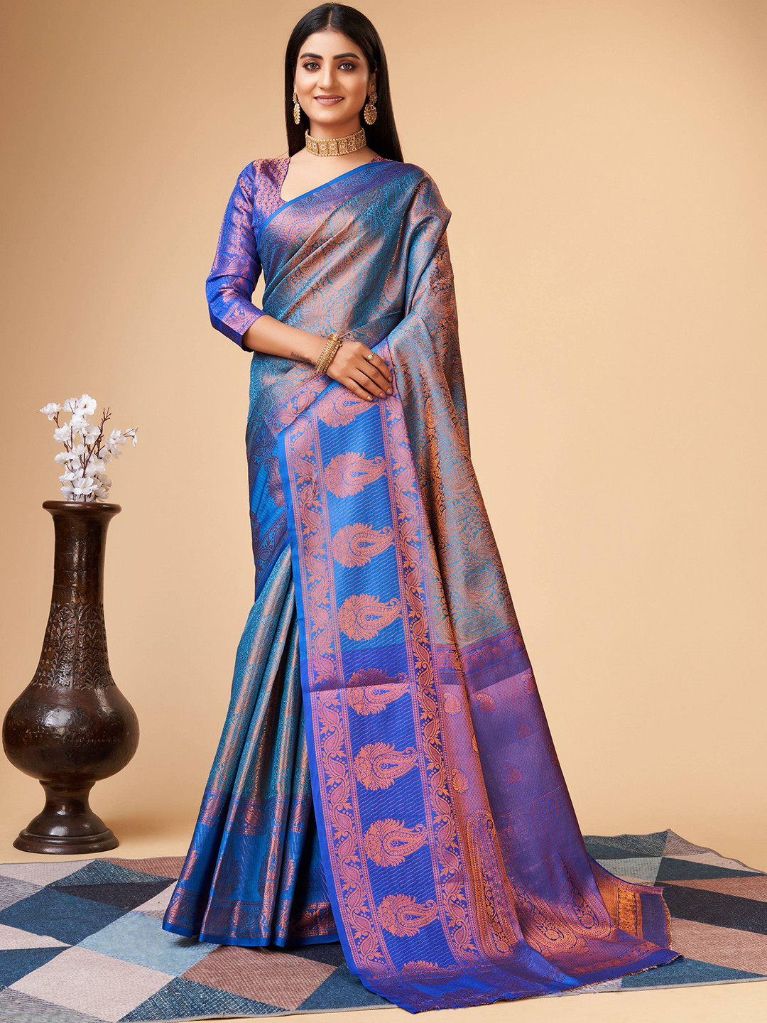 

ZILVIRA Ethnic Motifs Woven Design Zari Saree, Blue