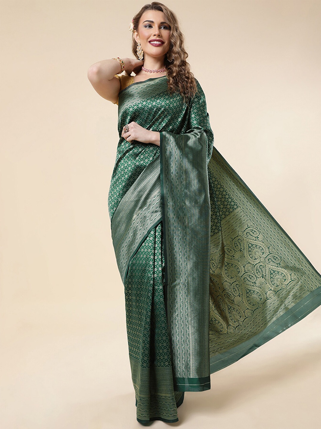 

Quelea Ethnic Motifs Woven Design Zari Pure Silk Banarasi Saree, Green