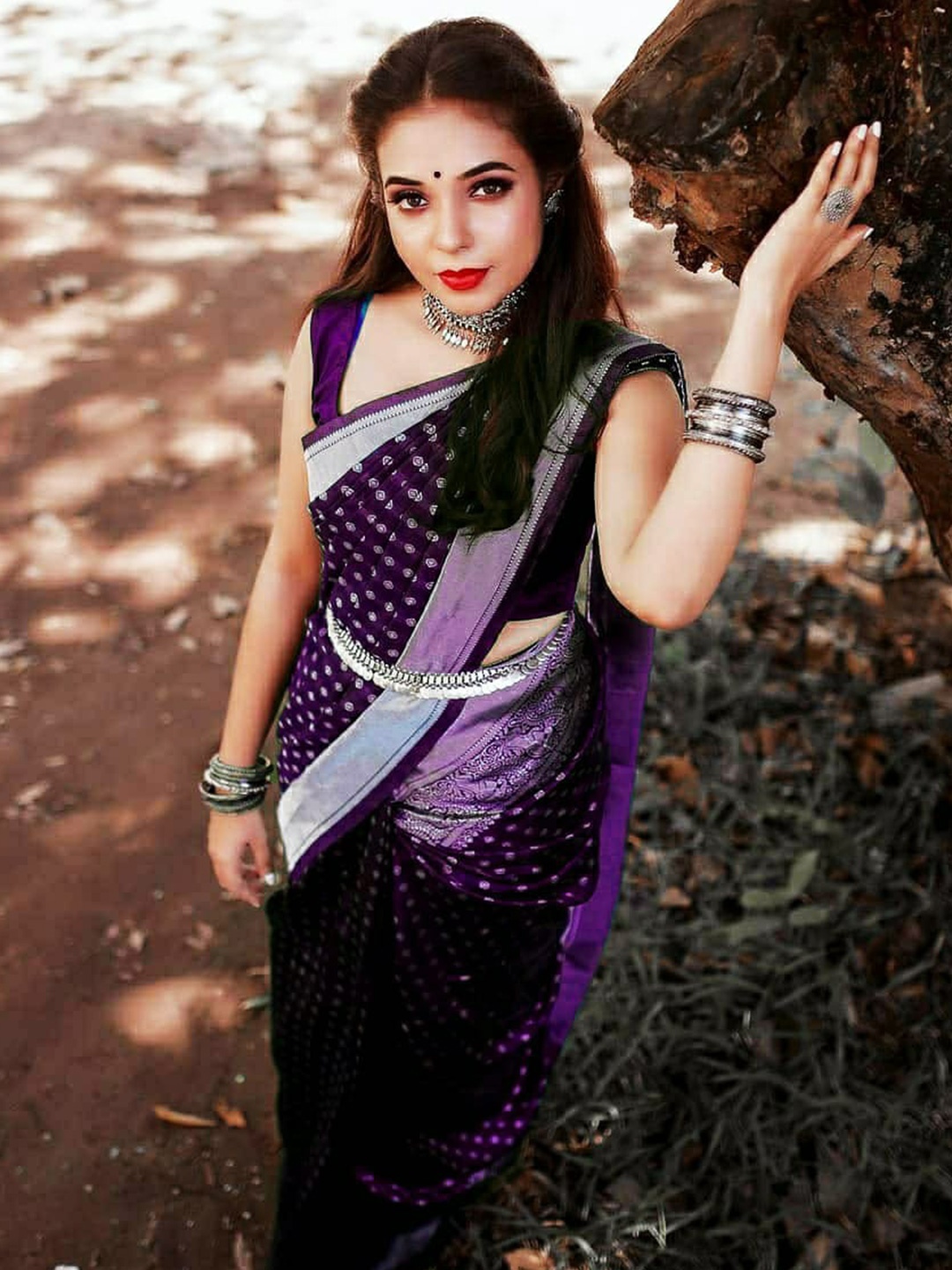 

Quelea Woven Design Zari Pure Silk Banarasi Saree, Purple