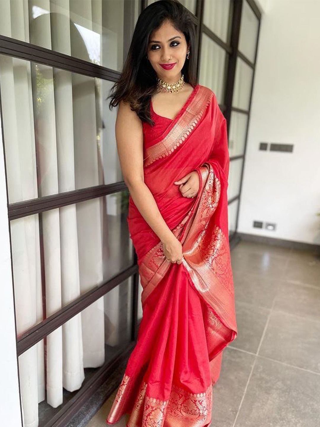 

Quelea Ethnic Motifs Woven Design Zari Pure Silk Banarasi Saree, Red