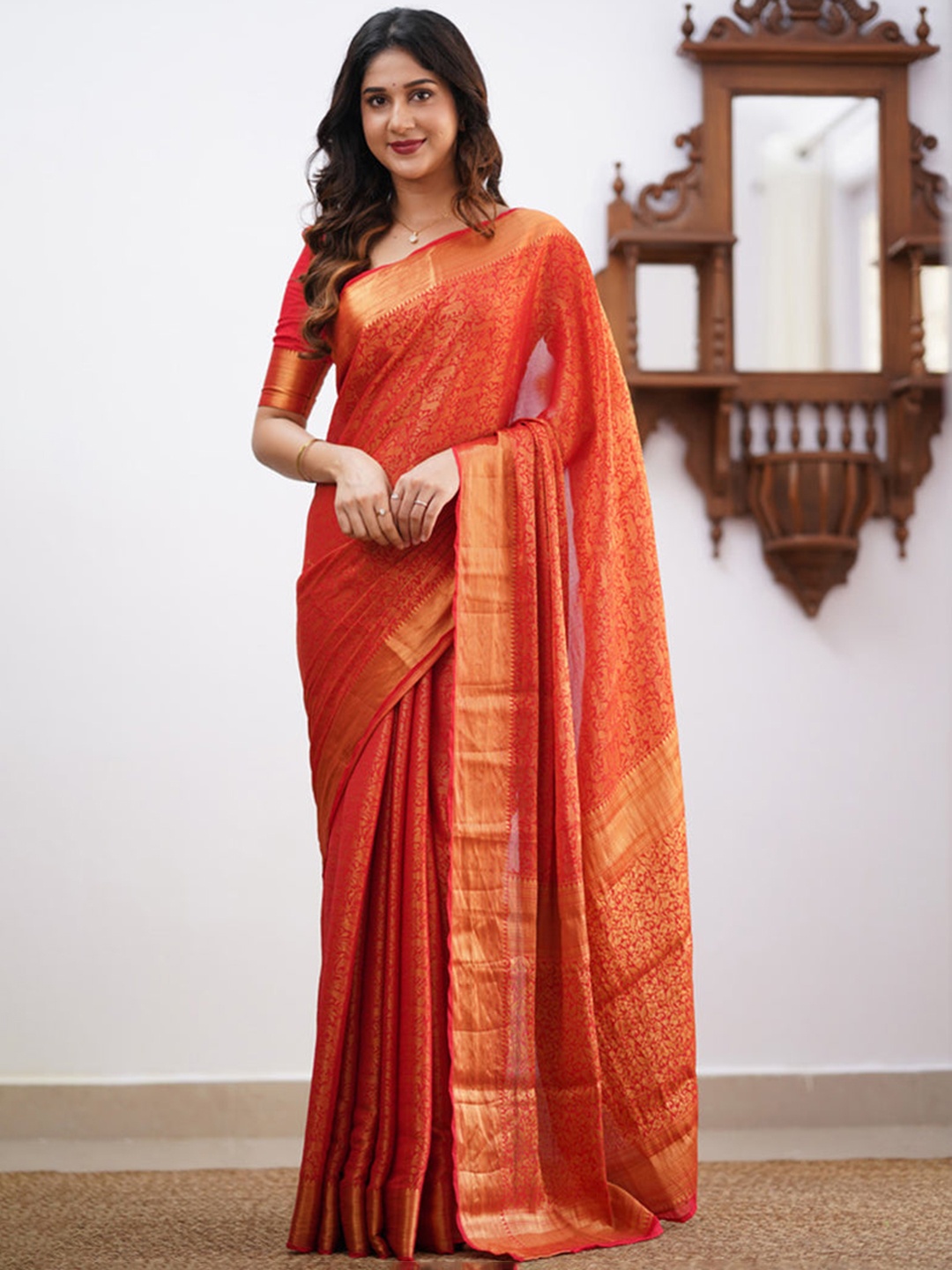 

Quelea Woven Design Zari Pure Silk Banarasi Saree, Red