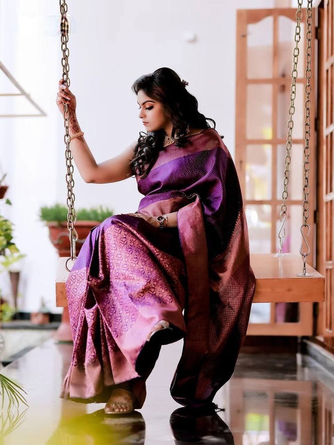

Quelea Ethnic Motifs Woven Design Zari Pure Silk Banarasi Saree, Purple