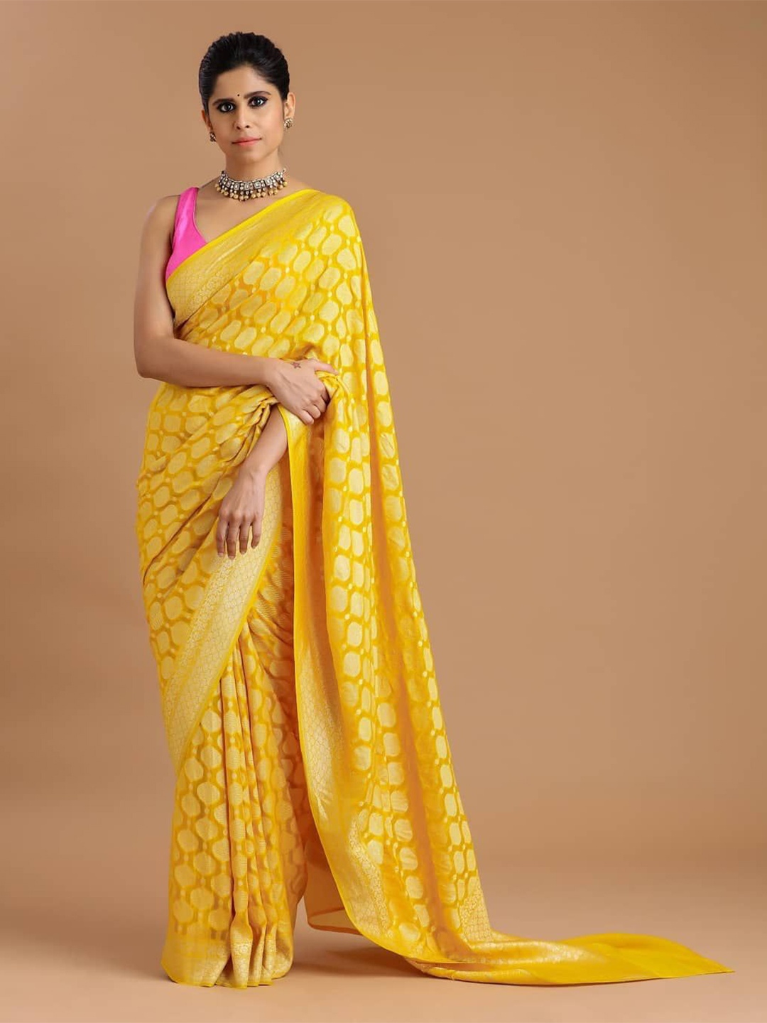 

Quelea Ethnic Motifs Woven Design Zari Pure Silk Banarasi Saree, Yellow