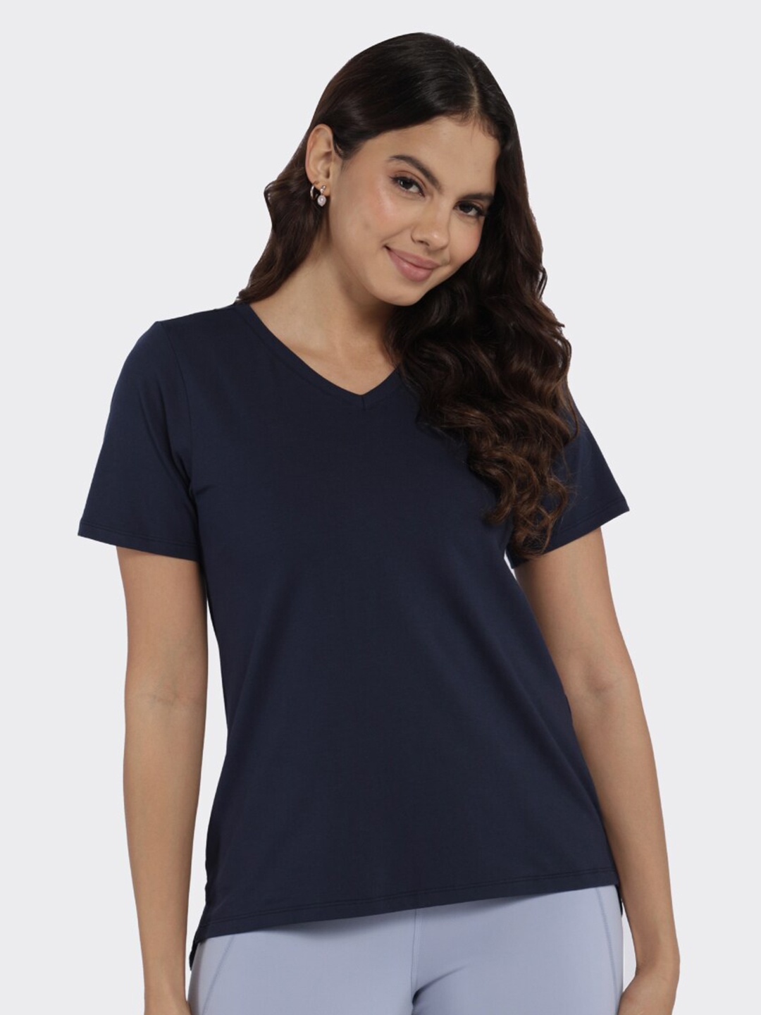 

Blissclub V-Neck Moisture Wicking Sports T-shirt, Navy blue