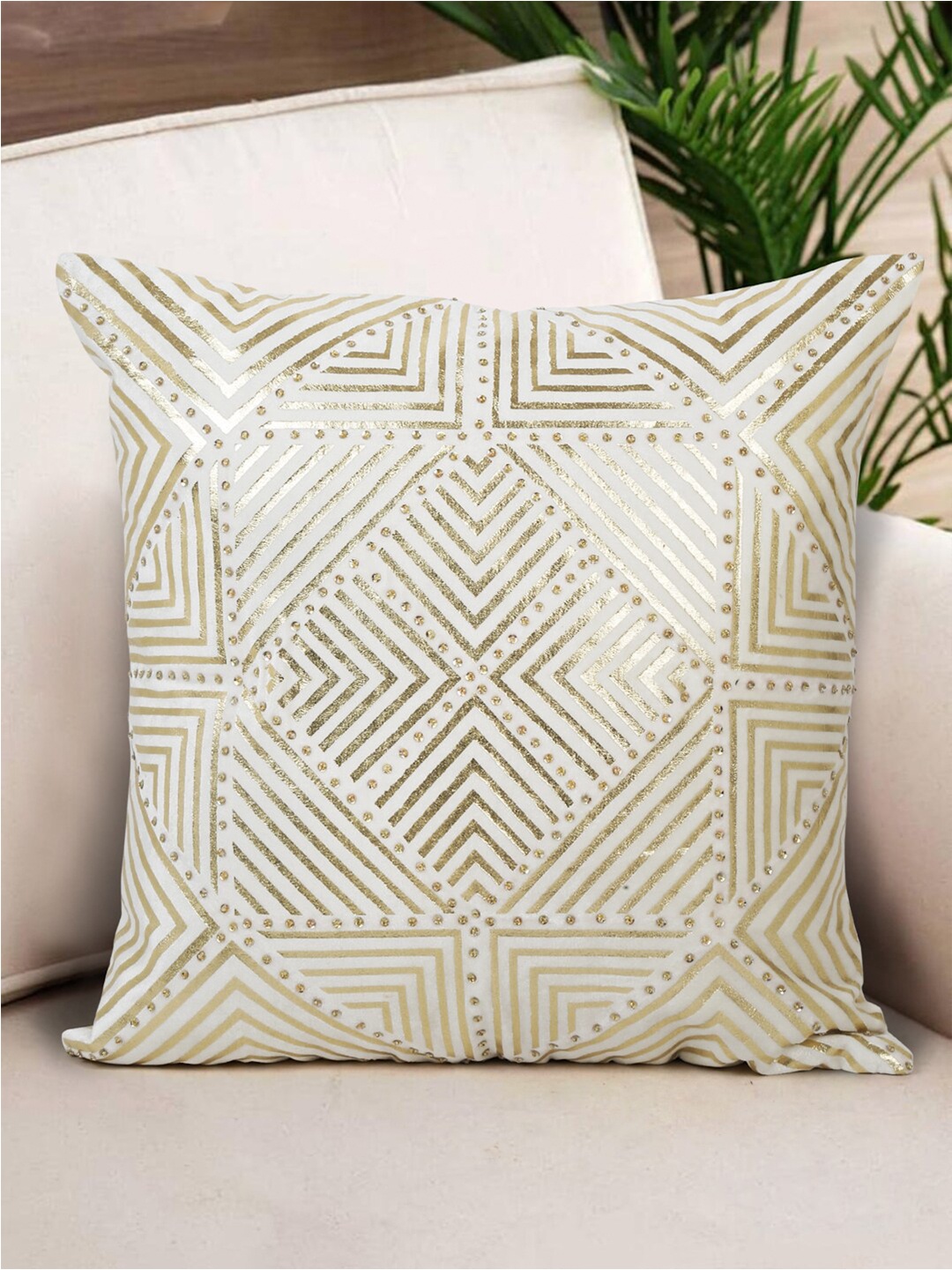

NISRAG HOME Beige & White Geometric Embellished Velvet Square Cushion Cover
