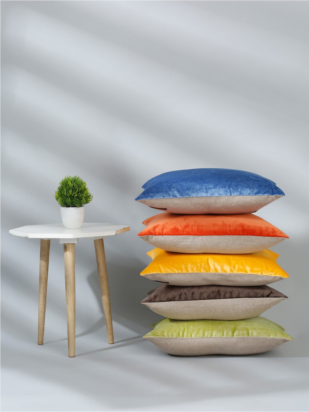 

NISRAG HOME Blue & Mustard 5 Pieces Velvet Square Cushion Cover