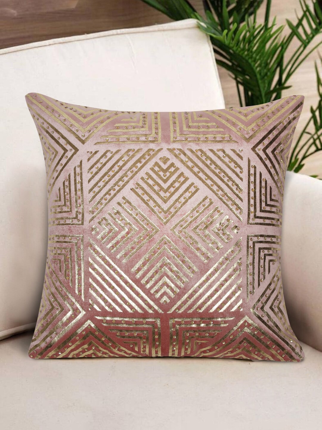 

NISRAG HOME Pink & Gold Toned Geometric Embroidered Velvet Square Cushion Cover