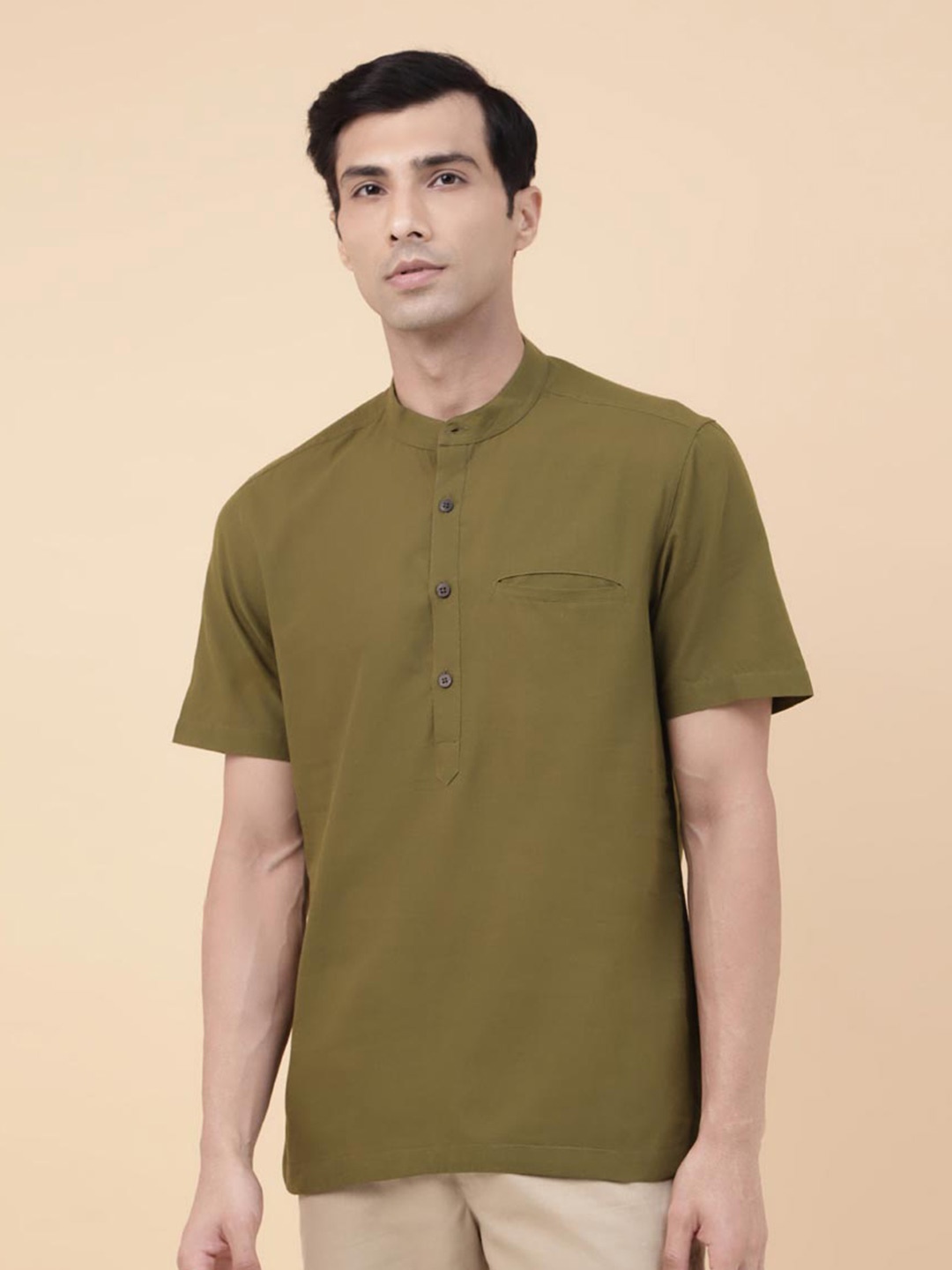 

Fabindia Mandarin Collar Slim Fit Opaque Cotton Casual Shirt, Green
