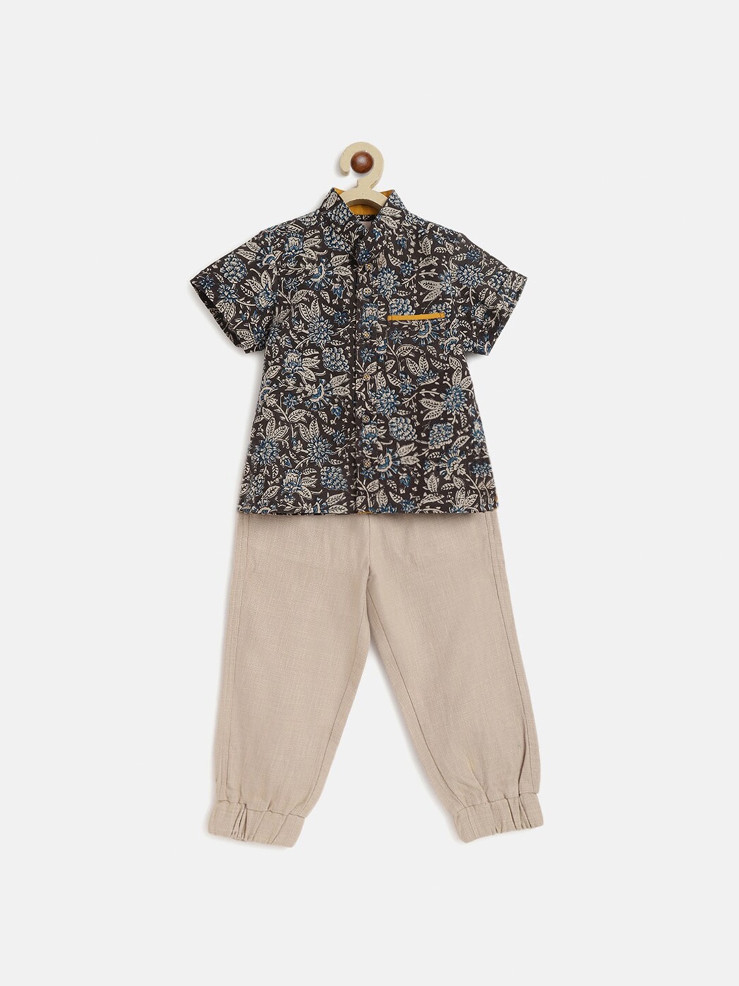 

charkhee Boys Printed Pure Cotton Shirt With Trousers, Brown