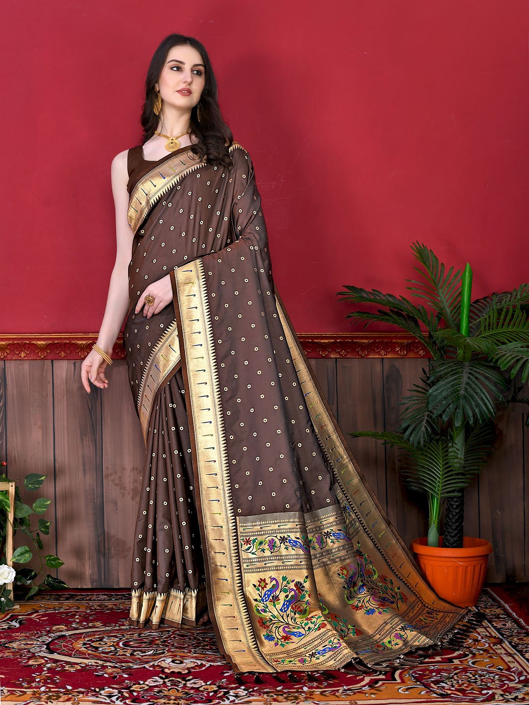

PHEASANT Woven Design Zari Pure Silk Saree, Brown